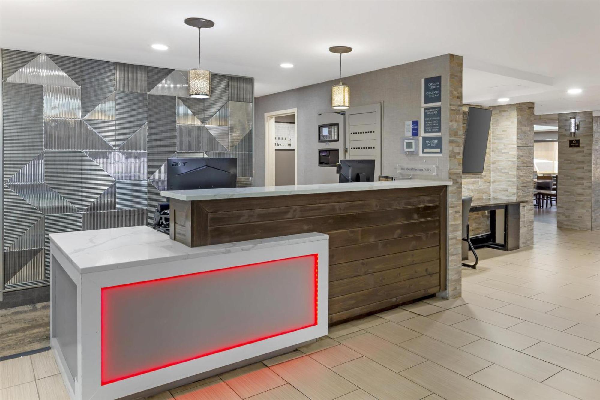 Best Western Plus Raleigh Crabtree Valley Hotel Exteriör bild