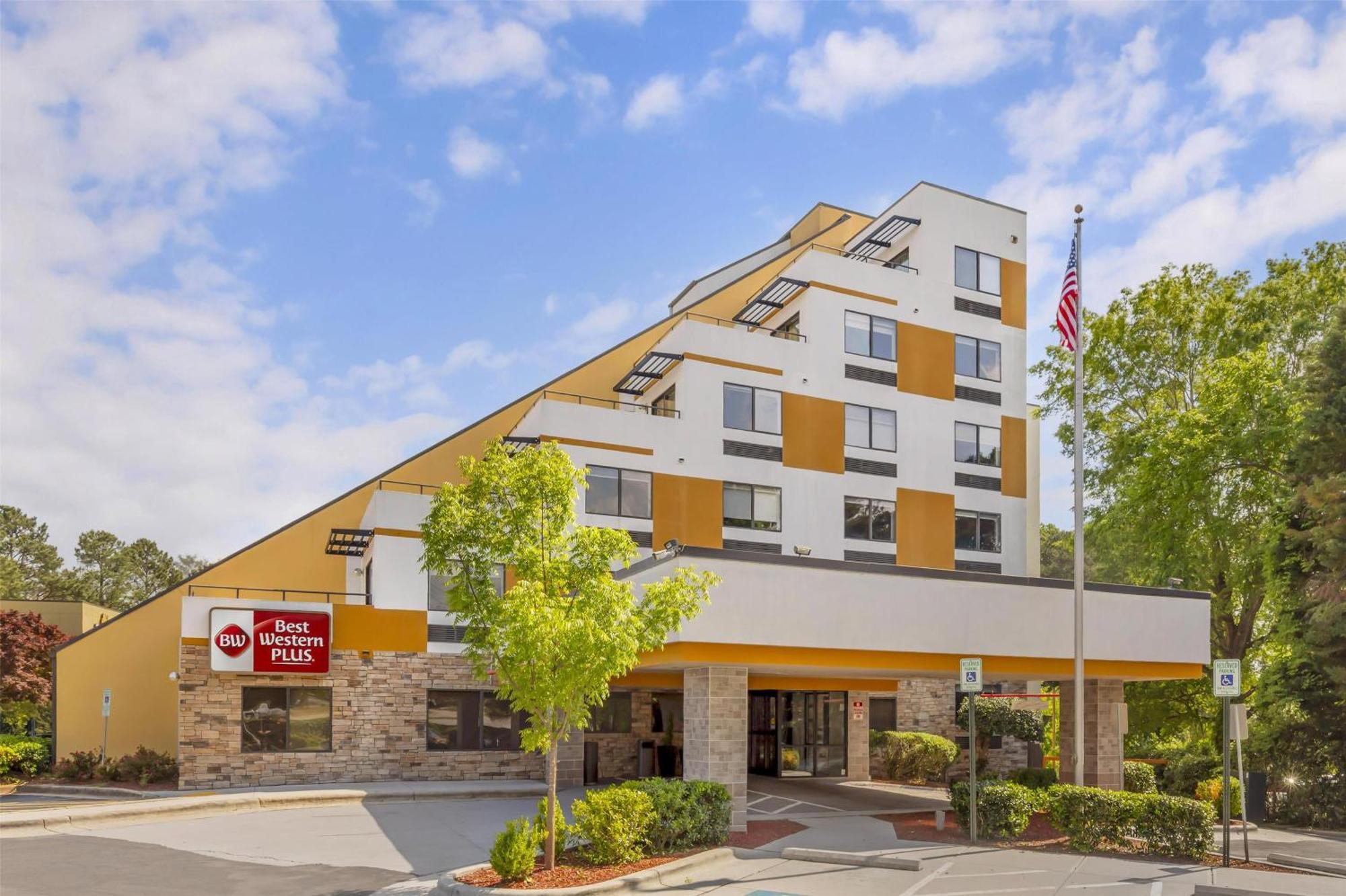 Best Western Plus Raleigh Crabtree Valley Hotel Exteriör bild